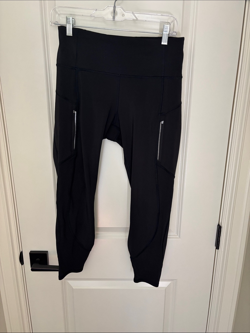 Athleta Black High-Rise Performance Leggings with Side Zip Pockets